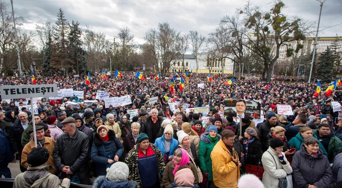 Herszt mołdawskiej grupy mafijnej nawołuje z Rosji do obalenia rządu