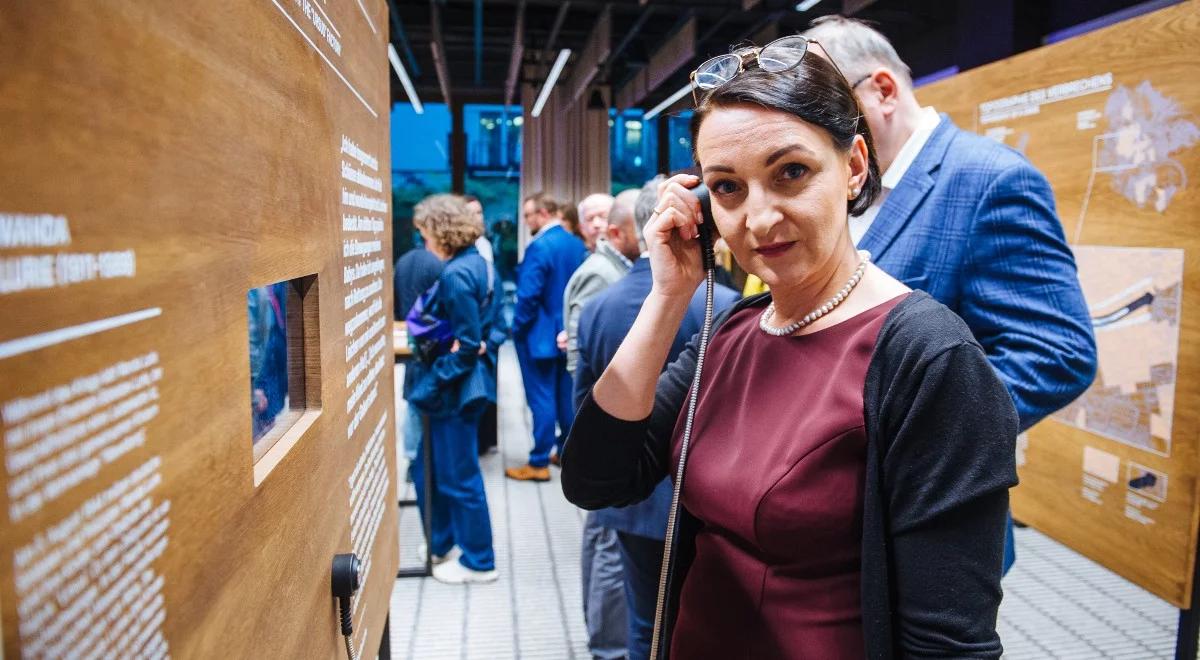 "Czy faktycznie trzeba teraz o tym rozmawiać?". Szokujące reakcje Niemców na wystawę o Rzezi Woli