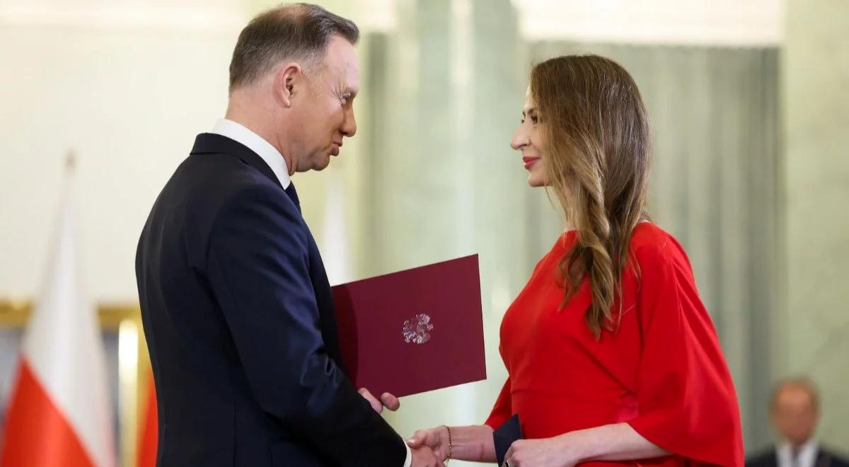 32. finał WOŚP. Minister rodziny wystawiła na licytację sukienkę z zaprzysiężenia rządu