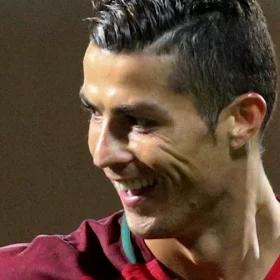 Rosja 2018. Portugalskie media o wyścigu Ronaldo z Lewandowskim