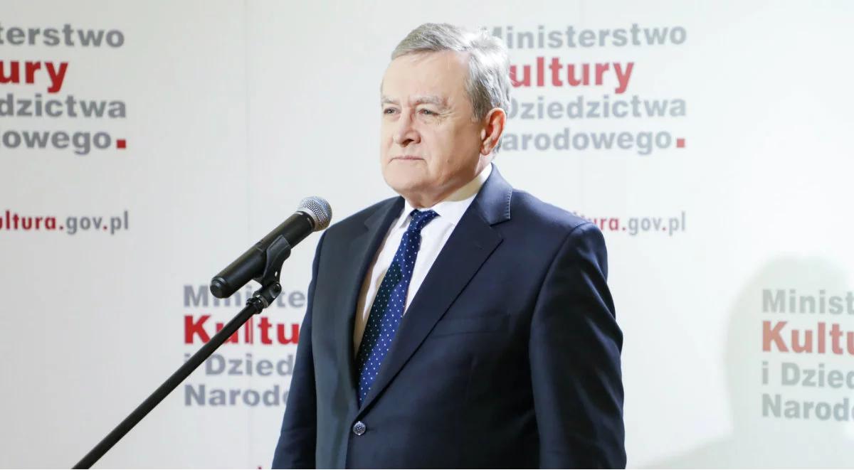 20 mln zł dla artystów. Piotr Gliński ogłosił rozstrzygnięcie konkursu "Kultura w sieci"