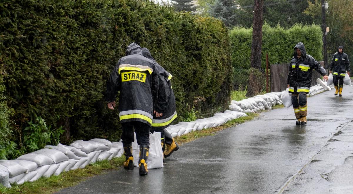 Jelenia Góra: zalane drogi, podtopione domy. IMGW ostrzega przed dalszymi opadami