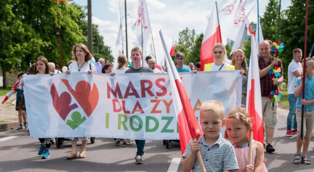 "Odpowiedź na nasilające się ataki aktywistów LGBT". W niedzielę Marsz dla Życia i Rodziny