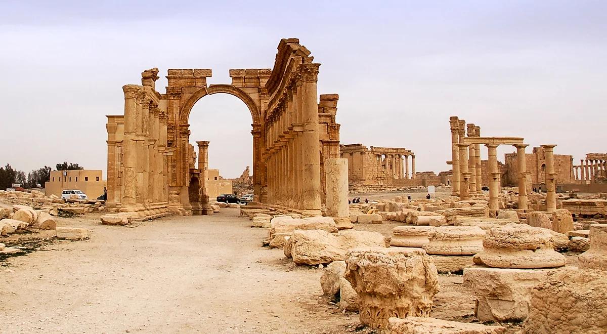 Starożytna Palmyra w gruzach. Dżihadyści zniszczyli kolejną świątynię