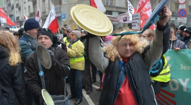 Protest niesłyszących przeciwko dyskryminacji. "Nie bądźcie głusi na nasze problemy"