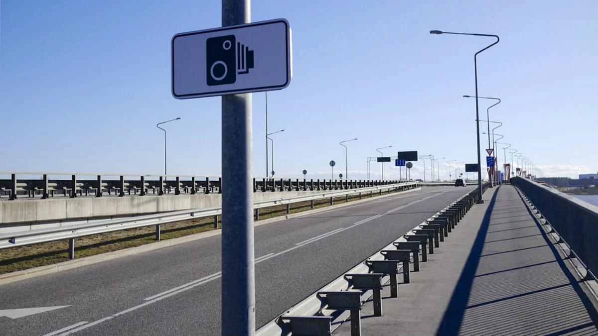 DGP: policja prócz fotoradarów chce ludzi