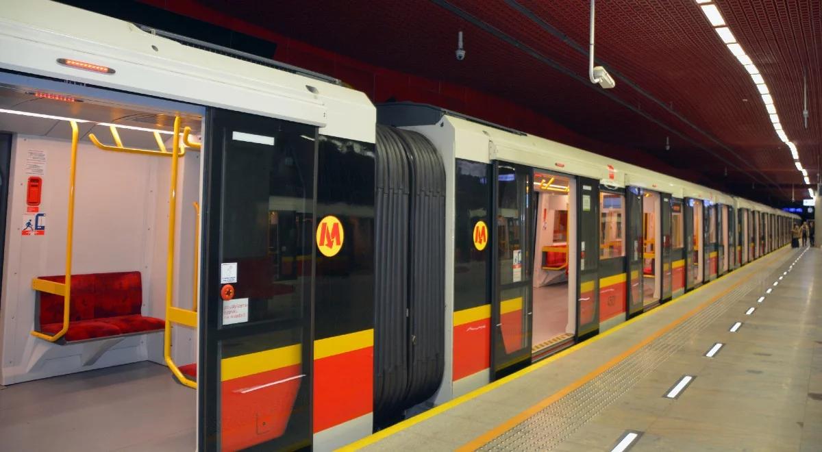 Dwie osoby weszły do tunelu warszawskiego metra. Ruch wstrzymano na kilka godzin