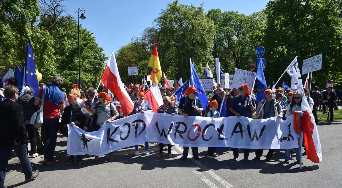 Marsz KOD i opozycji w Warszawie
