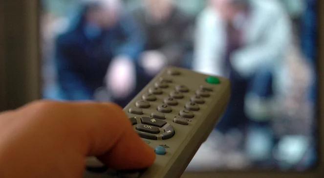 Kto dostanie miejsce na multipleksie: TV Trwam czy wieczorna.pl?