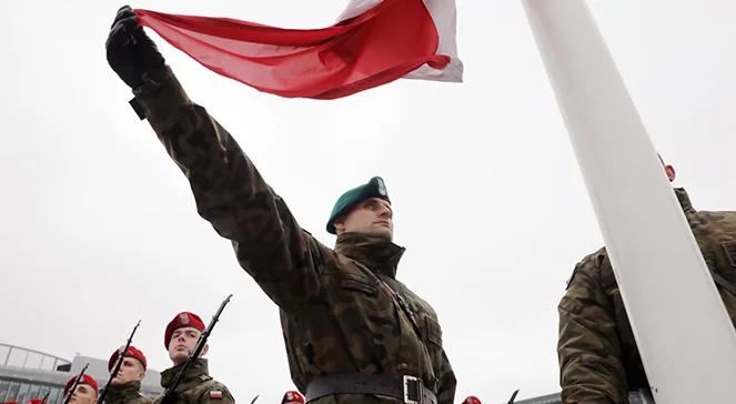 Nos Kleopatry: niepodległość i symbole z nią związane