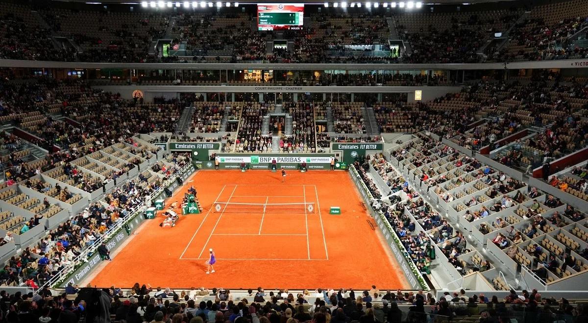 Iga Świątek jest królową Roland Garros czy French Open? Sygnały organizatorów są jasne