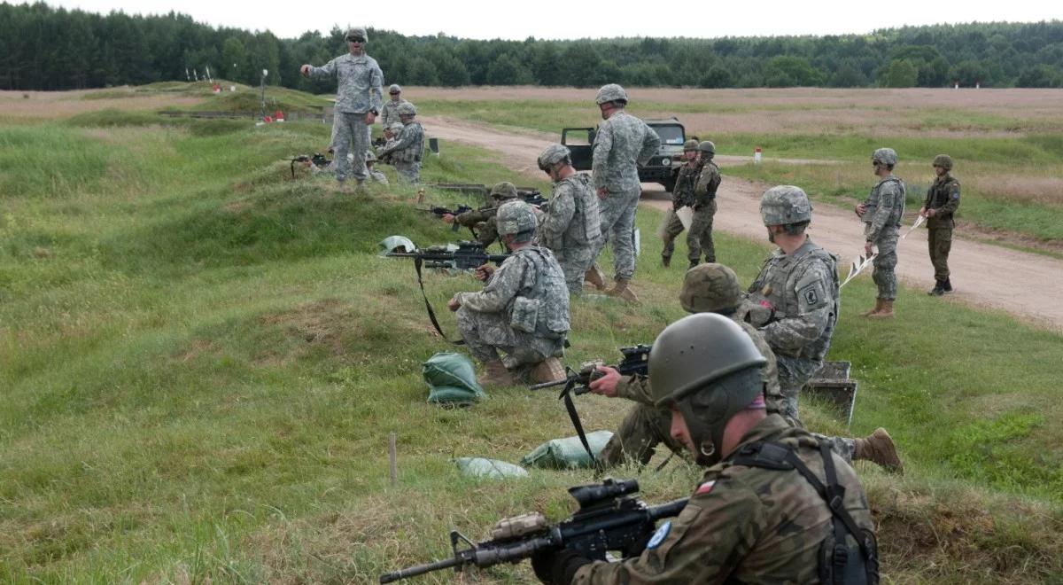 B. ambasador USA w Polsce: cieszy wzmocnienie wschodniej flanki NATO, ale to nie koniec tego procesu