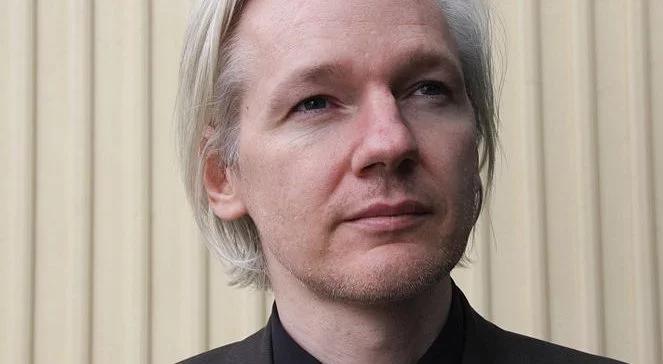 Stracą pieniądze, bo Assange złamał warunki zwolnienia