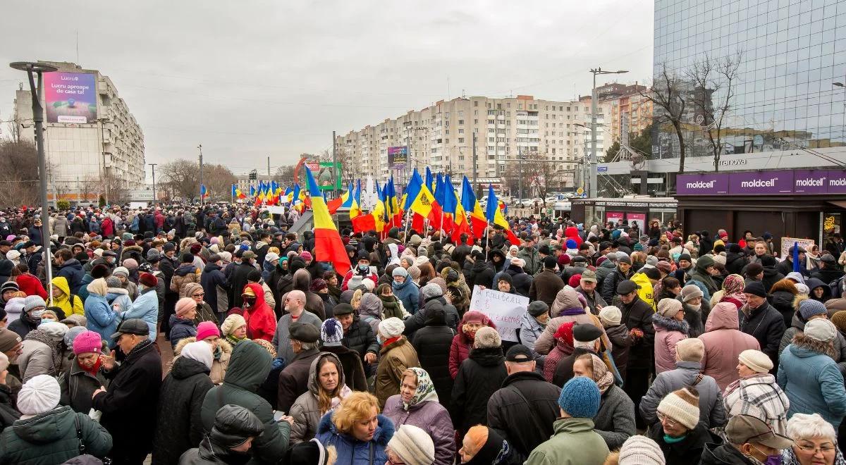 Rosja destabilizuje sytuację w Mołdawii. "Mnożą się oznaki wojny hybrydowej"