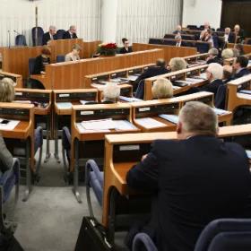 Głosowanie korespondencyjne jednak możliwe? PiS zgłasza poprawkę