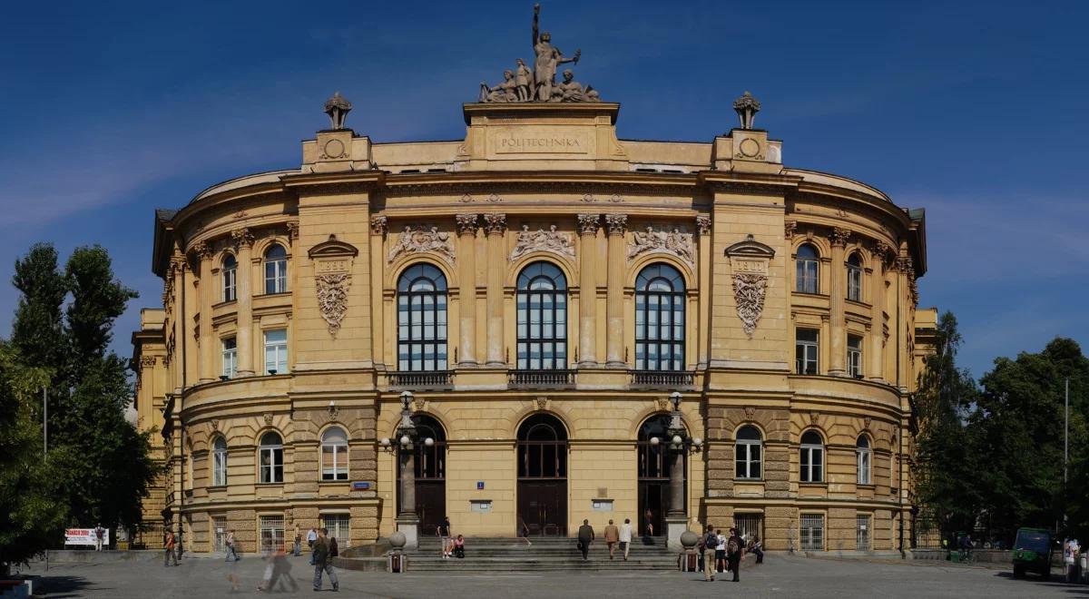 Jest zgodna na komercyjne wykorzystanie uczelnianych budynków wybudowanych z funduszy UE