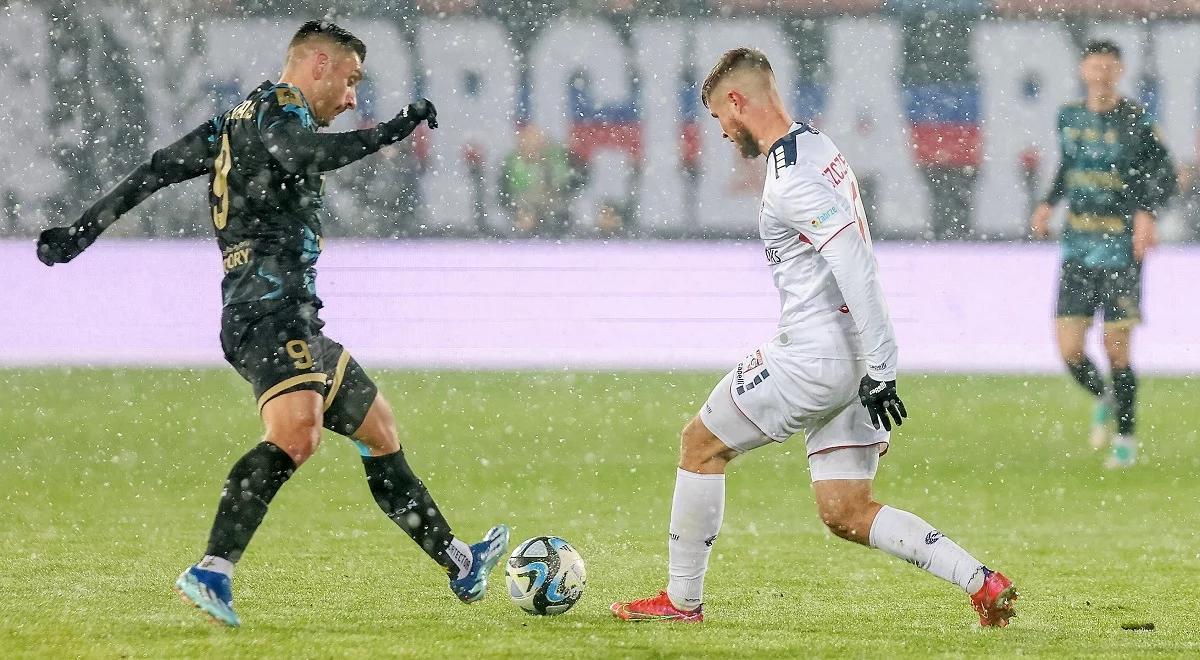 Ekstraklasa: Górnik pokonał Pogoń mimo gry w osłabieniu. Trwa kiepska passa "Portowców"