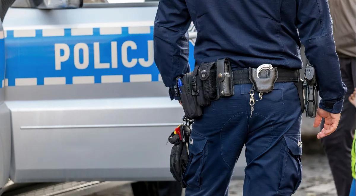 Wrocław: postrzelił dwóch policjantów. Zatrzymanemu mężczyźnie może grozić dożywocie 