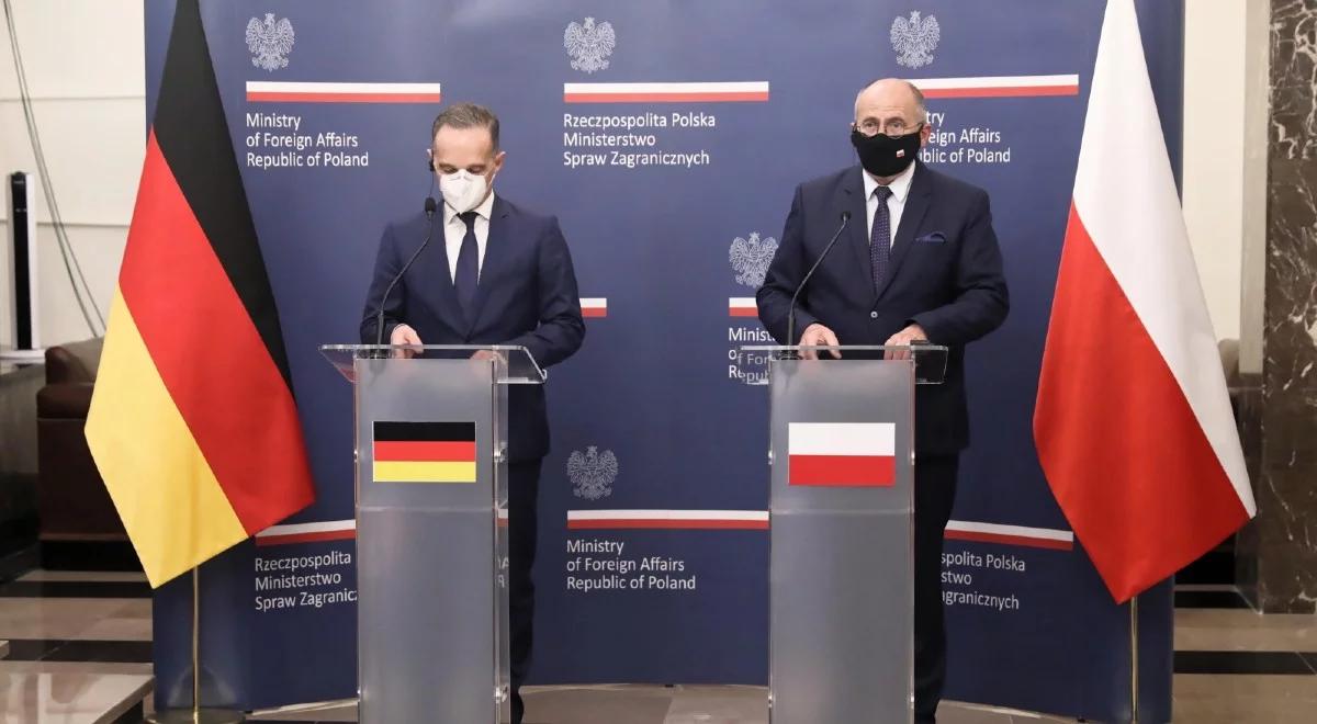 Rau: kwestia zadośćuczynienia za zbrodnie wojenne Niemiec jest otwarta. Maas: ta sprawa jest zakończona