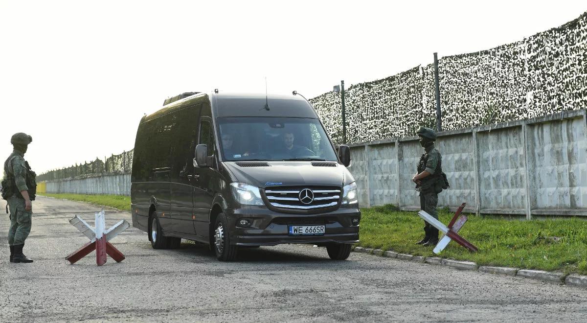 Trzeci dzień pracy polskich prokuratorów w Smoleńsku. Kontynuacja oględzin wraku Tu-154M