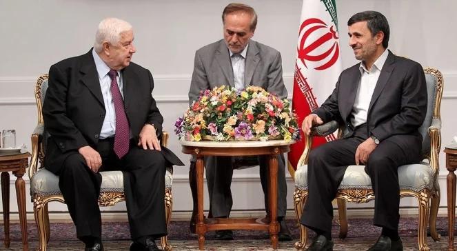 Ahmadineżad: Mitt Romney "całuje Izrael po stopach"