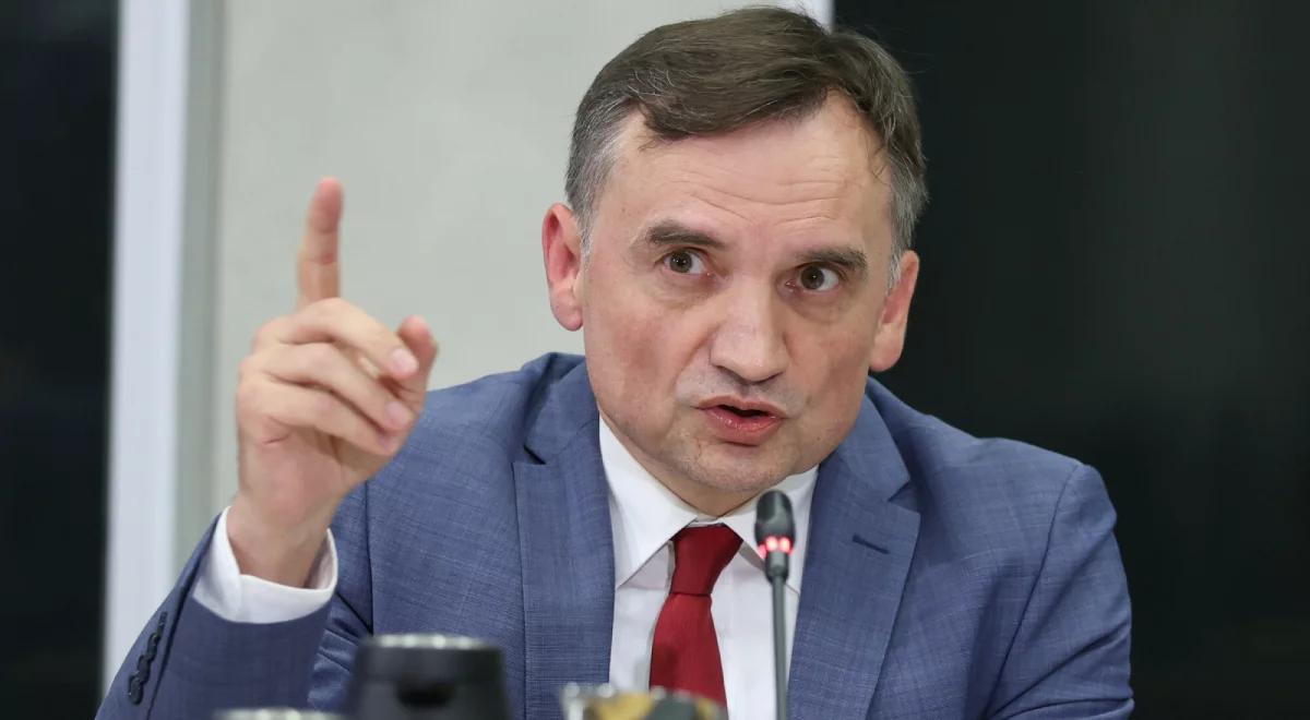 Ziobro po przesłuchaniu. "Przyleciałem do Polski specjalnie"