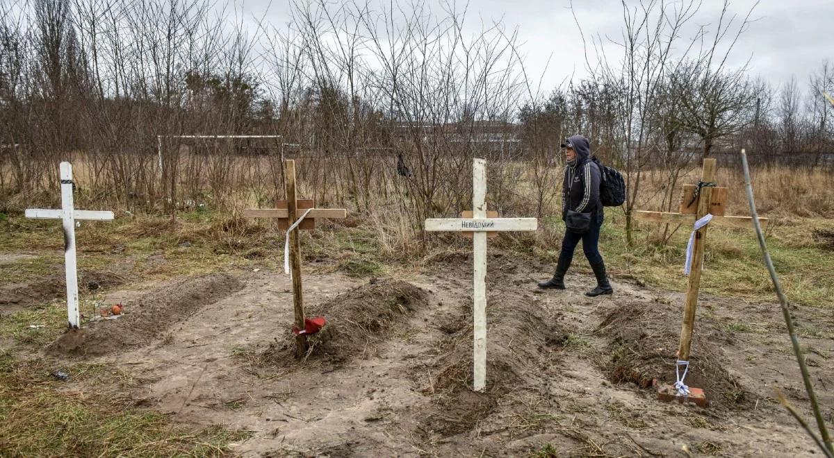 "Wiązali ręce z tyłu, jak NKWD". Musijenko: polski naród, który wspomina Katyń,  dzieli z nami ból po masakrze w Buczy