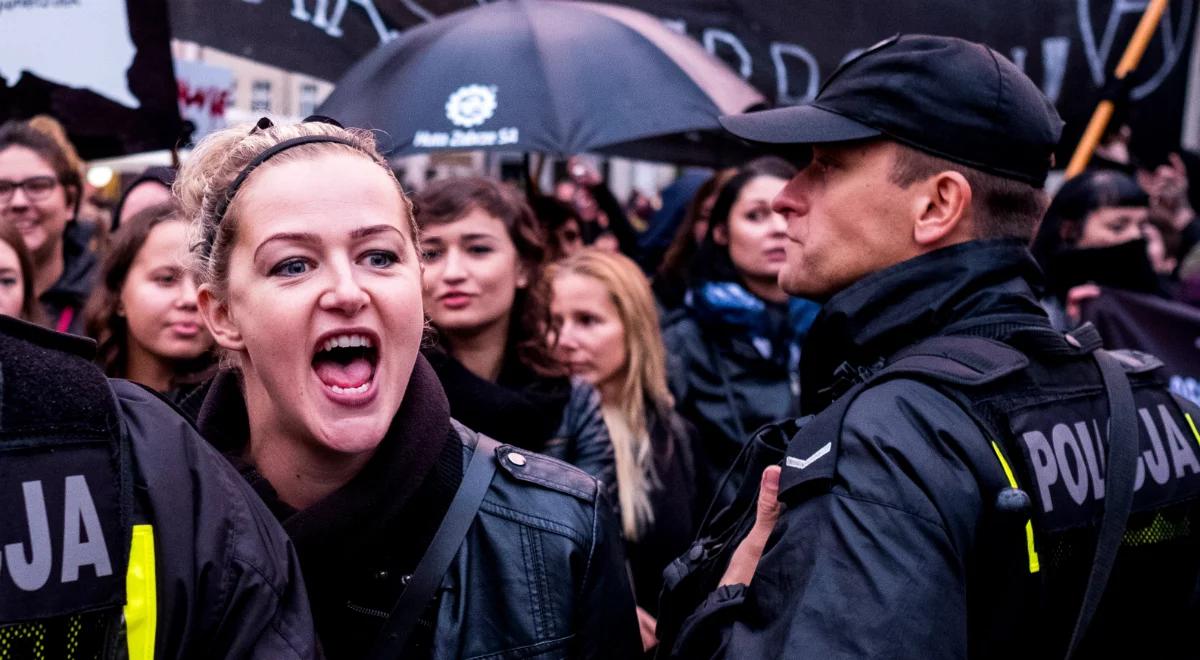 Jarosław Gowin: protest kobiet dał nam do myślenia i nauczył pokory. Nie będzie zmian w prawie o aborcji