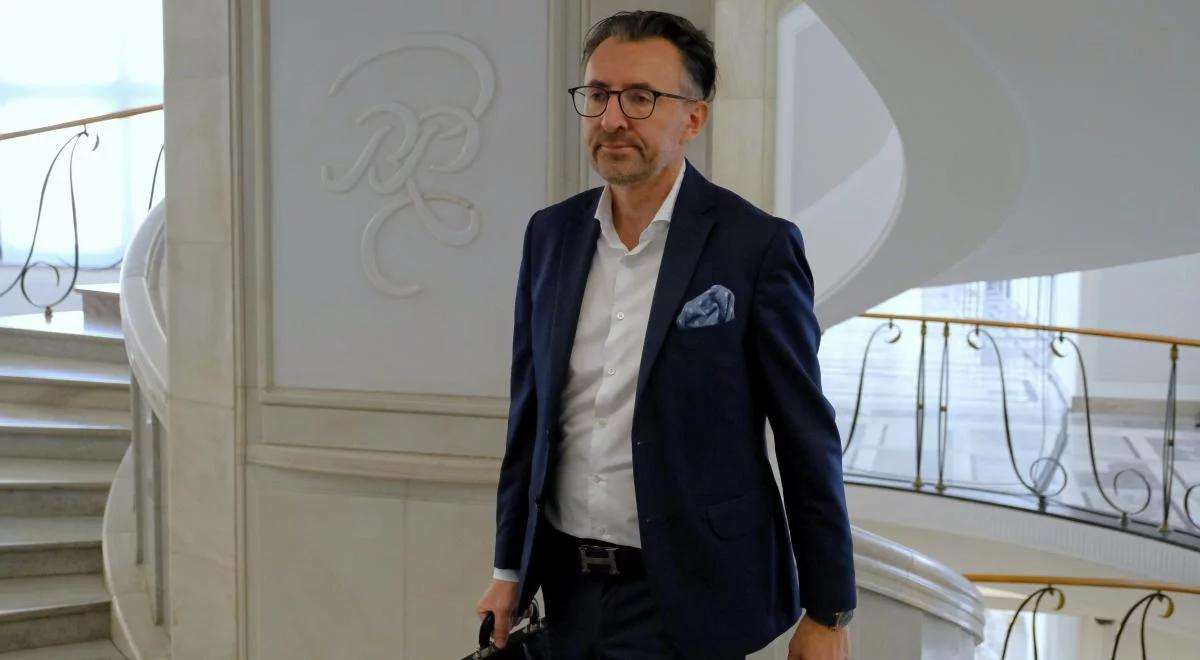 Chmaj potwierdza, że rozmawiał z Banasiem. Twierdzi, że nie ma w tym nic zdrożnego ani nielegalnego