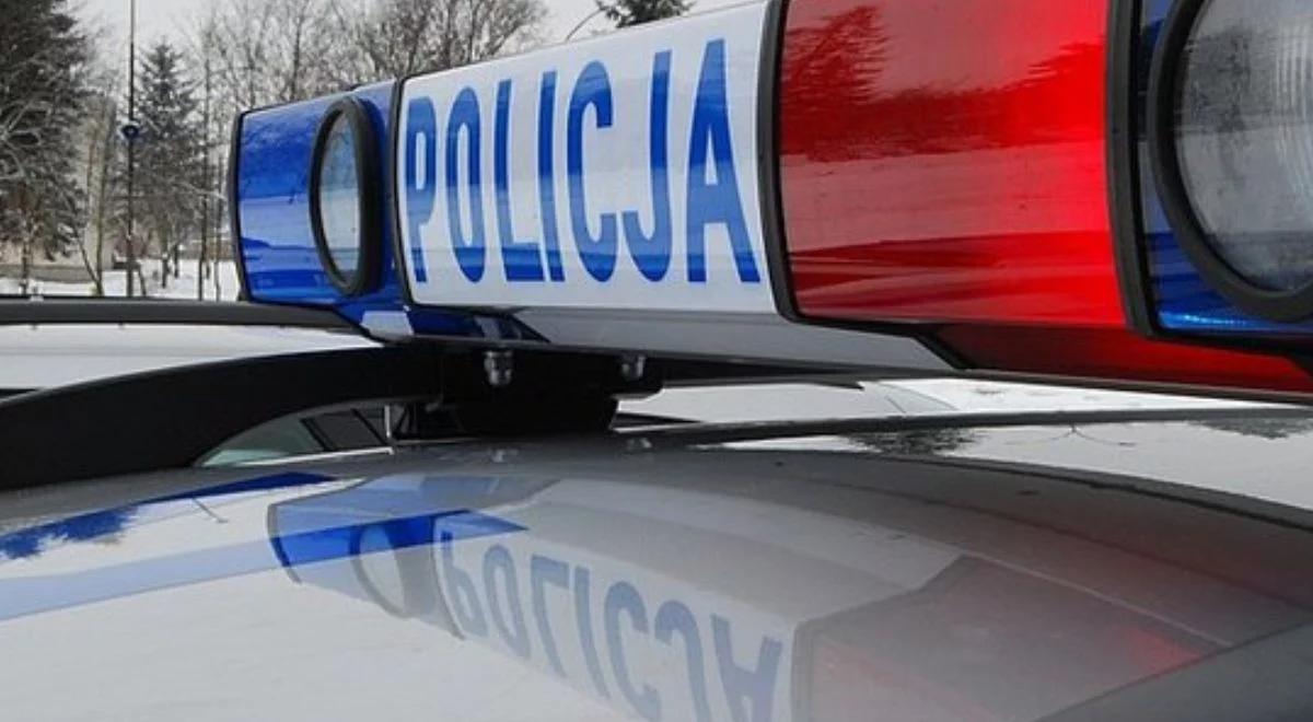 Nauczyciel miał molestować dwie 12-latki. Policja bada sprawę