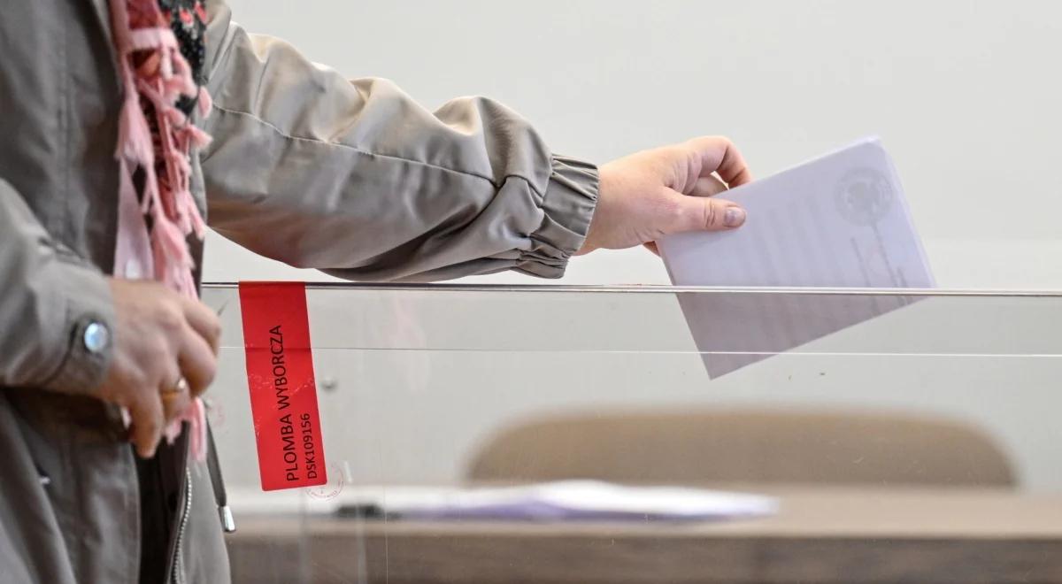Wybory 2025. Frekwencja do godz. 17. PKW podała dane