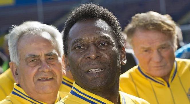 Pele wraca na piłkarską murawę