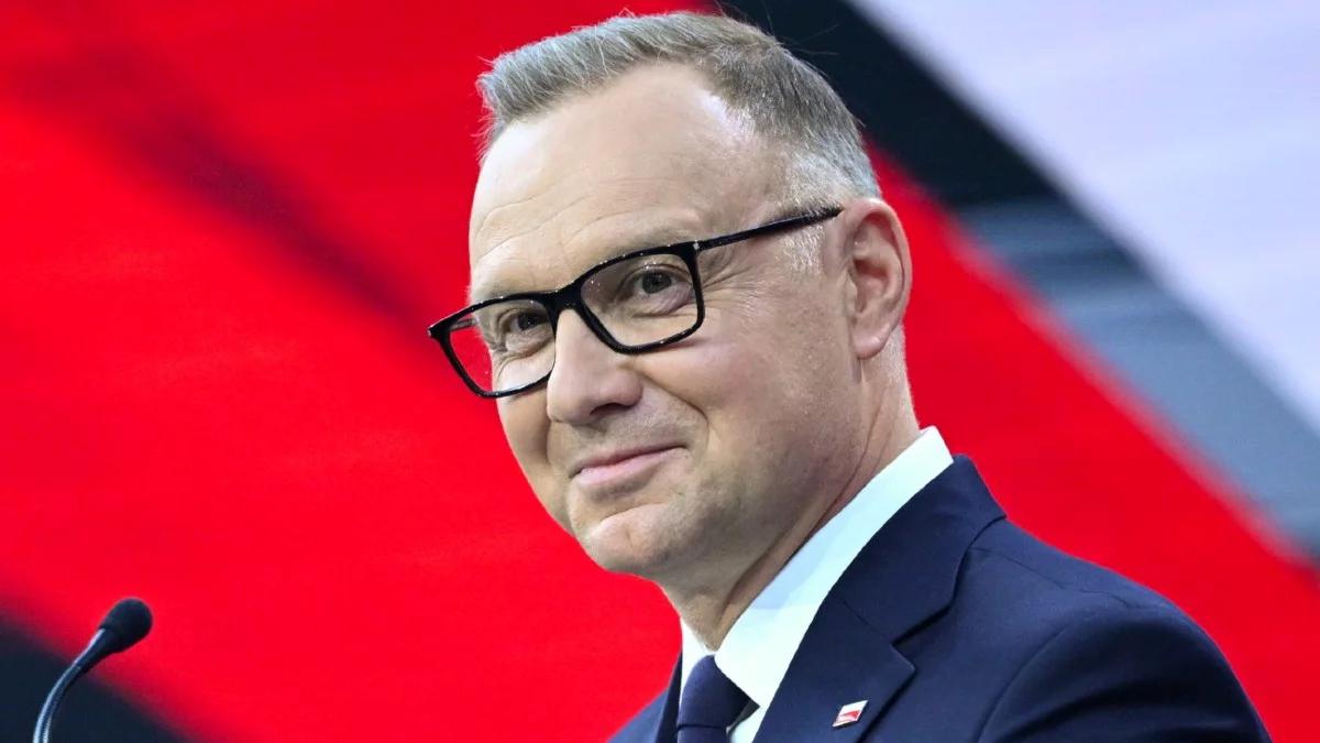 Życiorys Nawrockiego. Andrzej Duda w obronie kibolskich ustawek