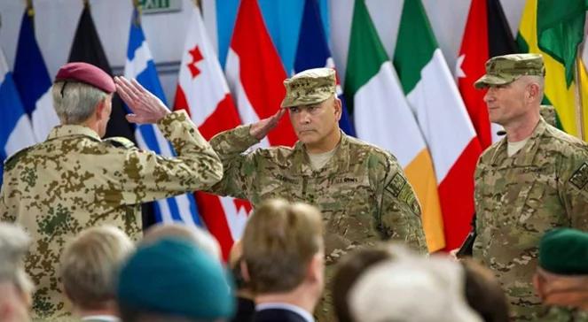  Po 13 latach obecności, symboliczny i skromny koniec. Zamknięcie misji NATO w Afganistanie