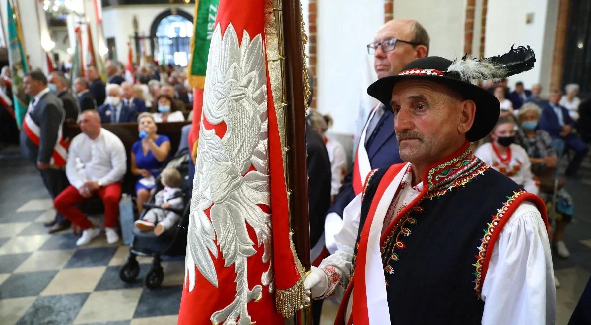 Członkowie NSZZ Rolników Indywidualnych "Solidarność" uczcili 40. rocznicę rejestracji związku