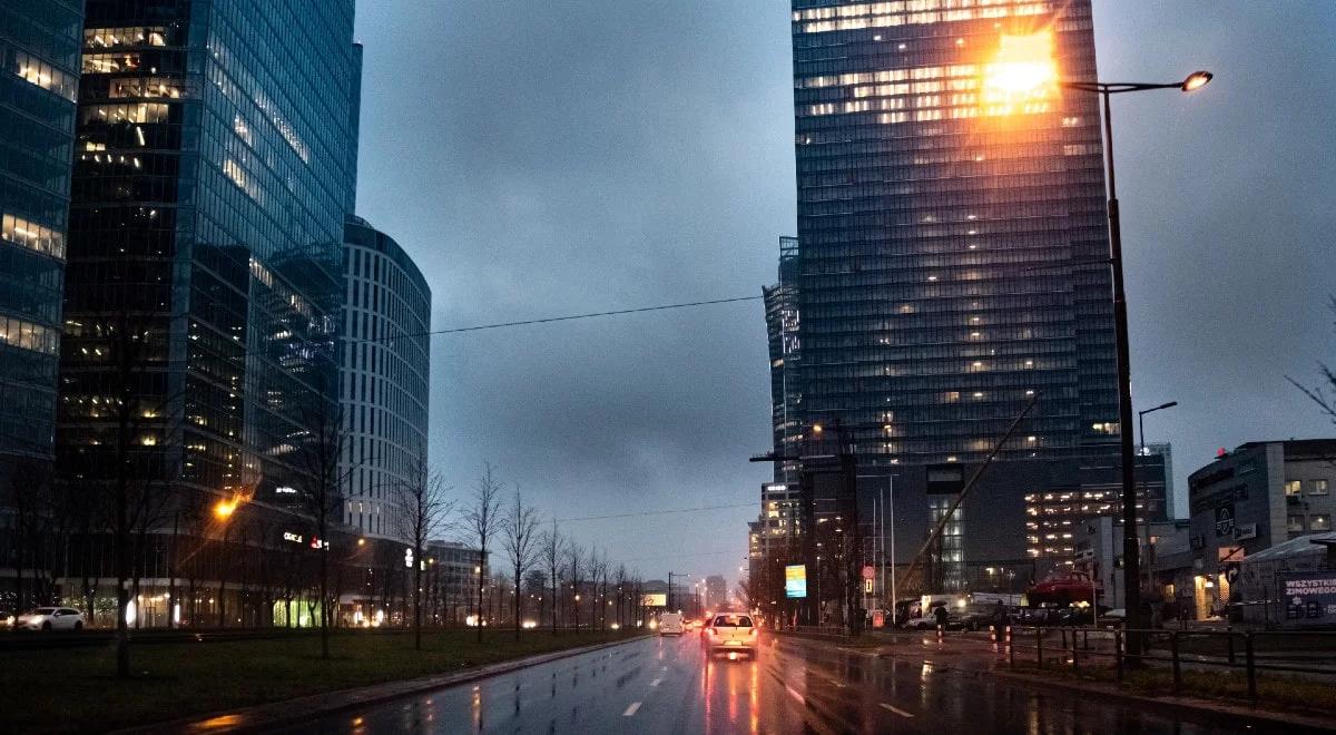 Pogoda we wtorek nie rozpieszcza. Będzie pochmurno, miejscami także mokro i wietrznie