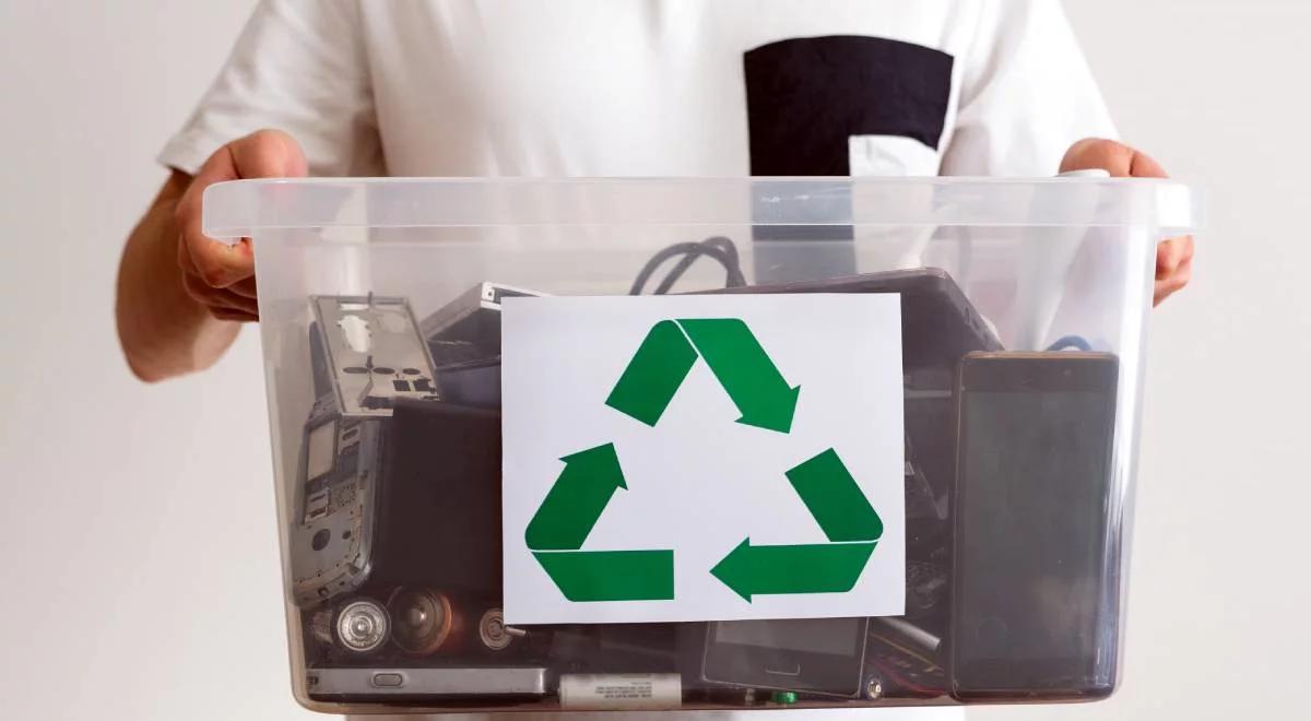 Jak legalnie pozbyć się elektrośmieci? 