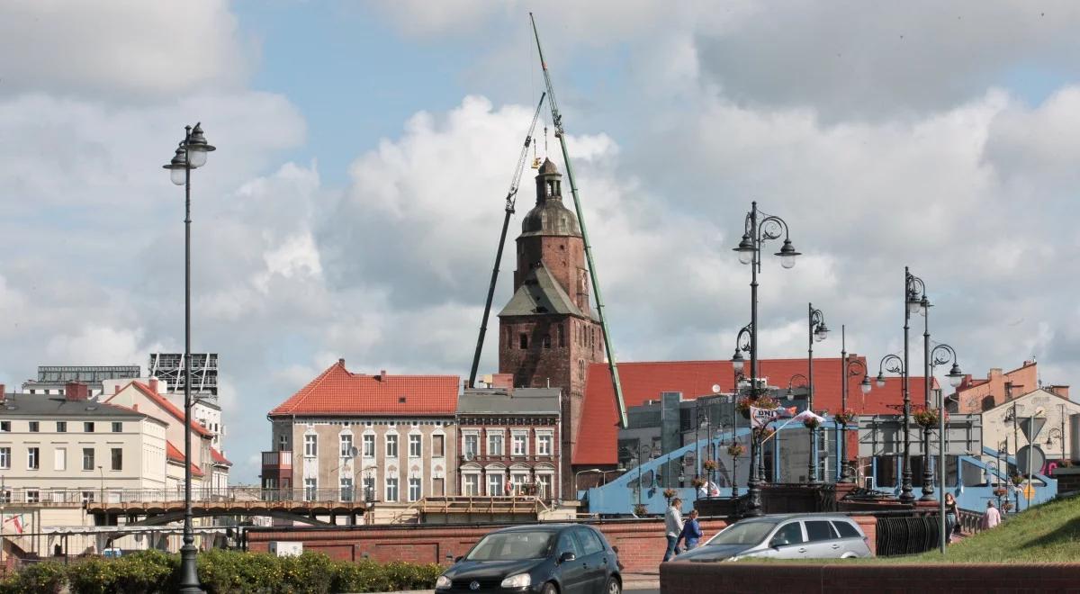 Pożar zabytkowej katedry w Gorzowie. Śledczy zaczęli prace