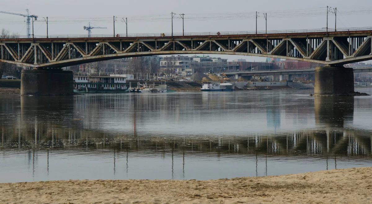 Warszawa: z Wisły wyłowiono zwłoki kobiety. Prokuratura bada sprawę