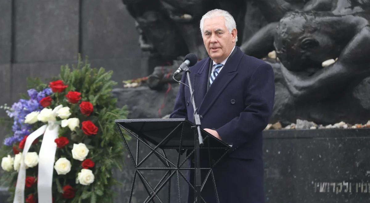 Rex Tillerson w Warszawie oddał hołd ofiarom Holokaustu