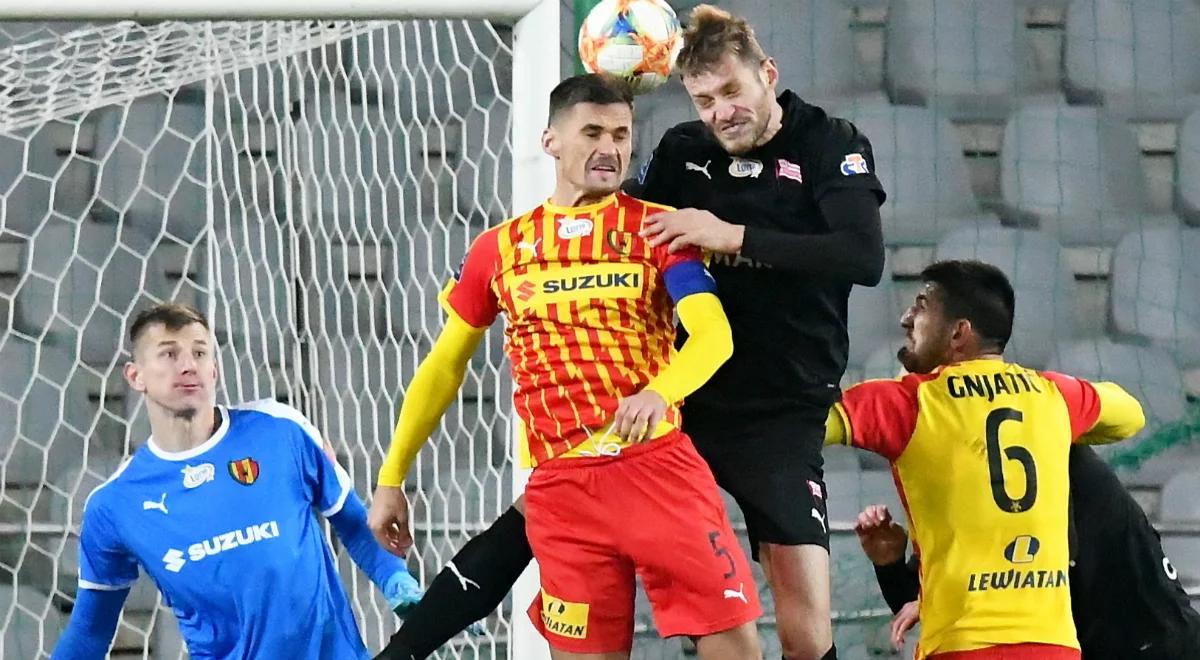 Ekstraklasa: dużo kartek, mało bramek w Kielcach. Korona wygrywa w bitwie