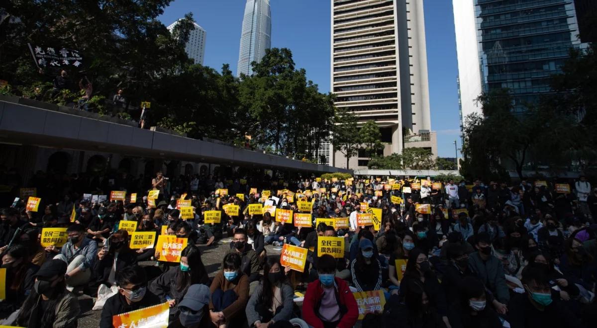 Protesty w Hongkongu. Ostra reakcja Chin po decyzji Donalda Trumpa