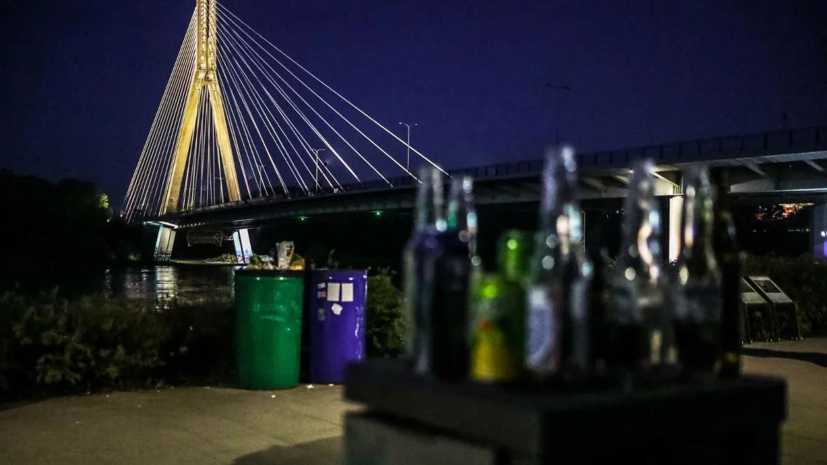 Polacy chcą nocnej prohibicji. Wyniki nowego sondażu