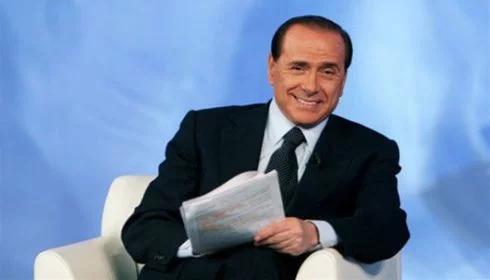 Ważą się losy rządu Berlusconiego