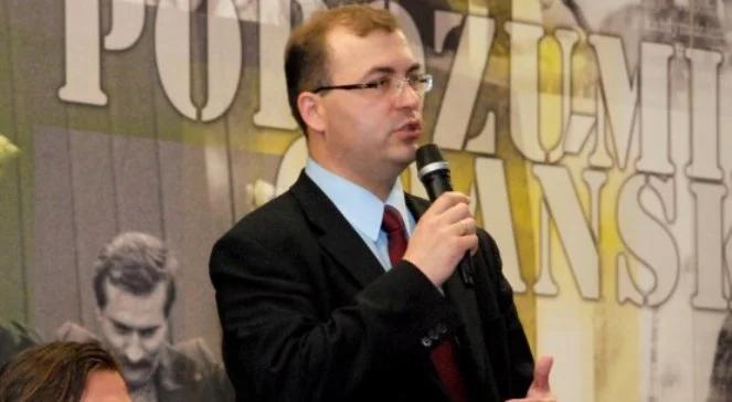 Biuro posła PiS ostrzelane? Dziury w szybach