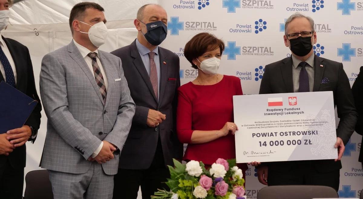 Ostrowski szpital otrzymał 27 mln zł. Maląg: ta polityka służy drugiemu człowiekowi