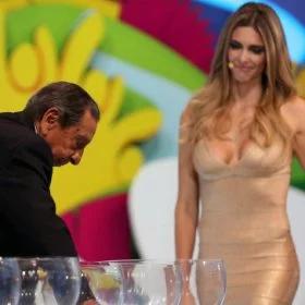 Brazylia 2014: Messi i roznegliżowana prezenterka wzbudzili agresję internautów