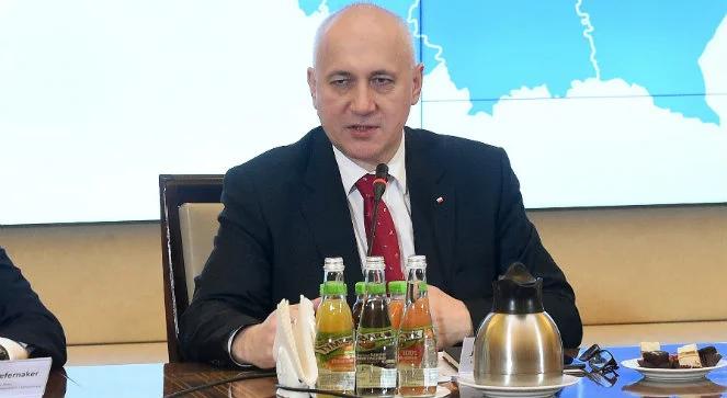 Szef MSWiA interweniuje ws. manifestacji przed ambasadą Izraela