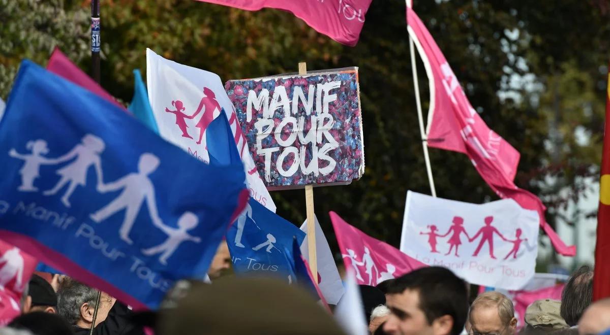 Francja: wielotysięczna manifestacja w Paryżu przeciwko małżeństwom homoseksualnym