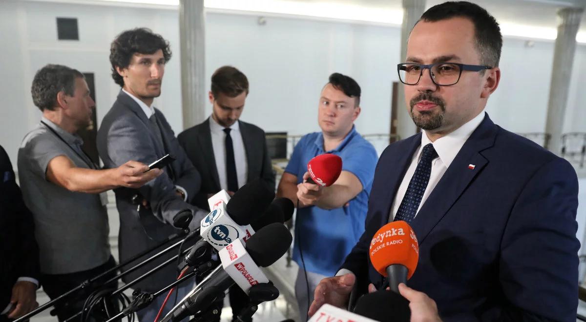 Pięciu pierwszych świadków stanie przed komisją do spraw VAT